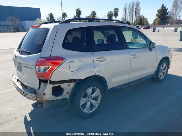 Subaru Forester 2.5i Premium 2014 JF2SJAEC0EH446187 Image 4