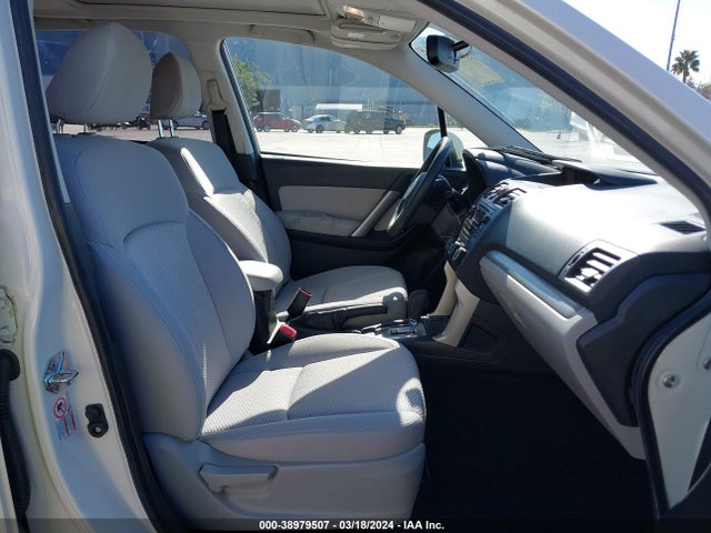 Subaru Forester 2.5i Premium 2014 JF2SJAEC0EH446187 Image 5
