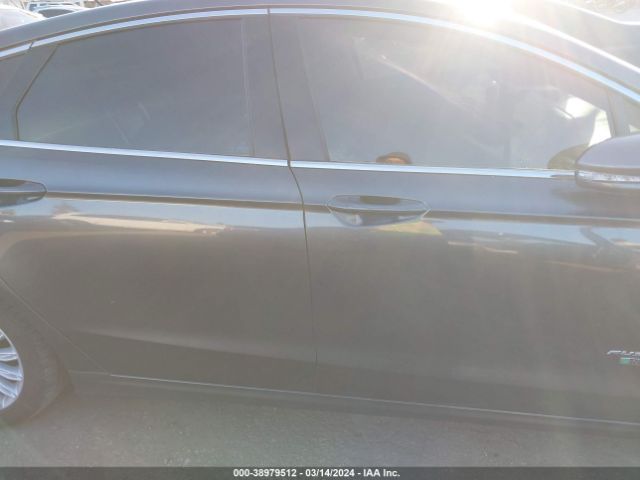 3FA6P0PU9GR229047 Ford Fusion Energi Se Luxury