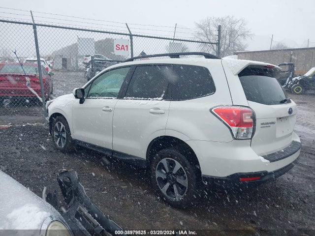 Subaru Forester 2.5i Premium 2017 JF2SJAEC7HH577427 Image 3