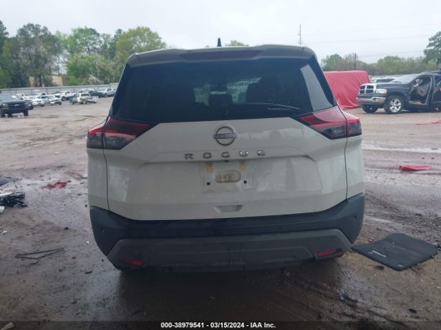 5N1BT3AA8NC704196 Nissan Rogue S Fwd