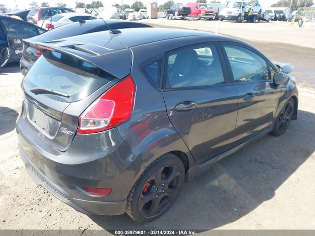 Ford FIESTA ST 2017 3FADP4GX1HM153539 Image 4