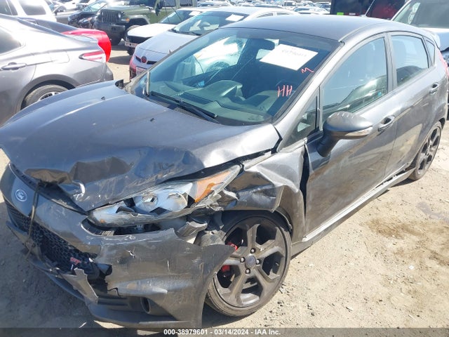 Ford FIESTA ST 2017 3FADP4GX1HM153539 Image 6
