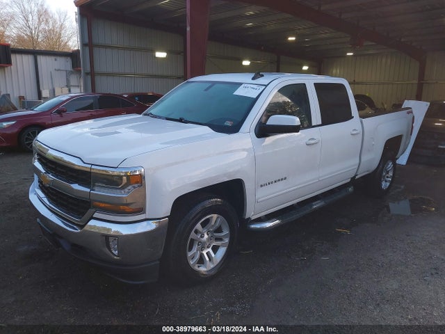 Chevrolet Silverado 1500 1lt 2018 1GCUKREC6JF194776 Image 2
