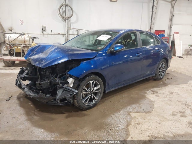 KIA Forte Lxs 2023 3KPF24AD1PE590773 Image 2