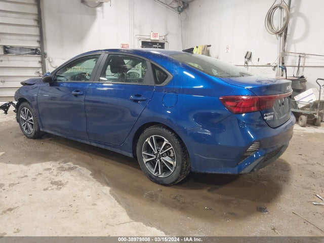 KIA Forte Lxs 2023 3KPF24AD1PE590773 Image 3