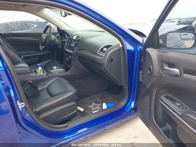 Chrysler 300 Touring 2018 2C3CCAAG3JH308870 Image 5