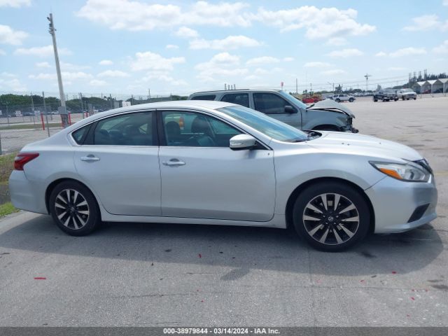 1N4AL3AP7JC121087 Nissan Altima 2.5 Sl
