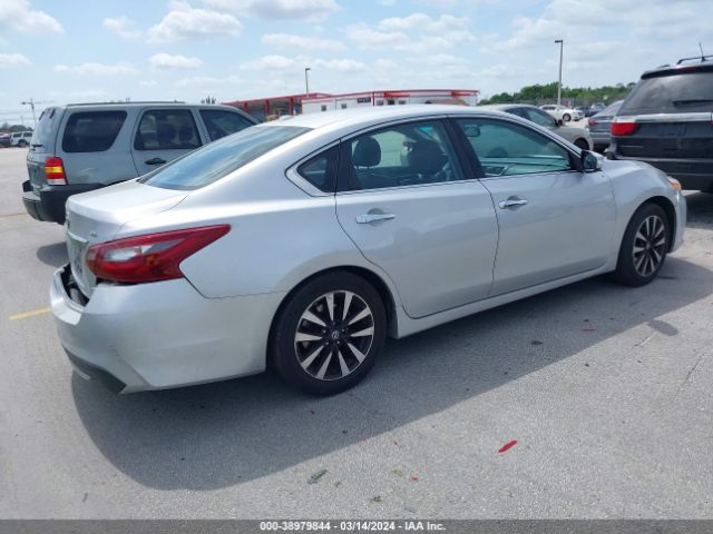 1N4AL3AP7JC121087 Nissan Altima 2.5 Sl