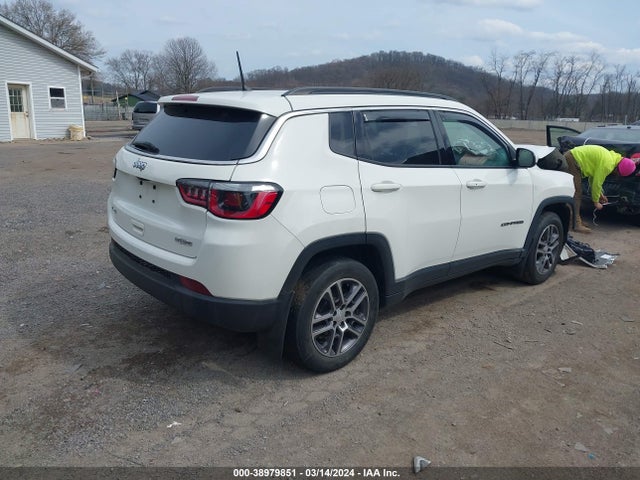 Jeep New Compass Latitude 4x4 2017 3C4NJDBB3HT650934 Image 4
