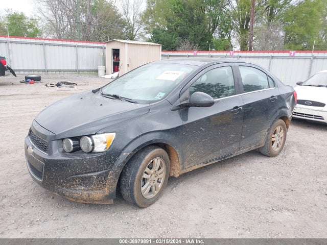 Chevrolet Sonic Lt Auto 2015 1G1JC5SH0F4202150 Image 2