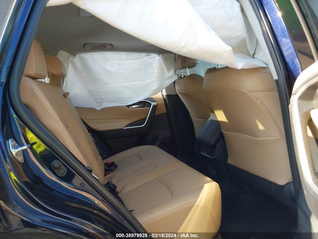 Toyota Rav4 Xle Premium 2022 2T3C1RFVXNW224686 Image 8