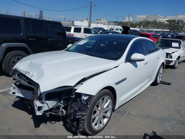 SAJWA1C7XH8W04725 Jaguar Xj R-sport