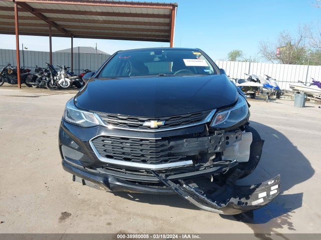 Chevrolet Cruze Lt Auto 2018 1G1BE5SM7J7221636 Image 18