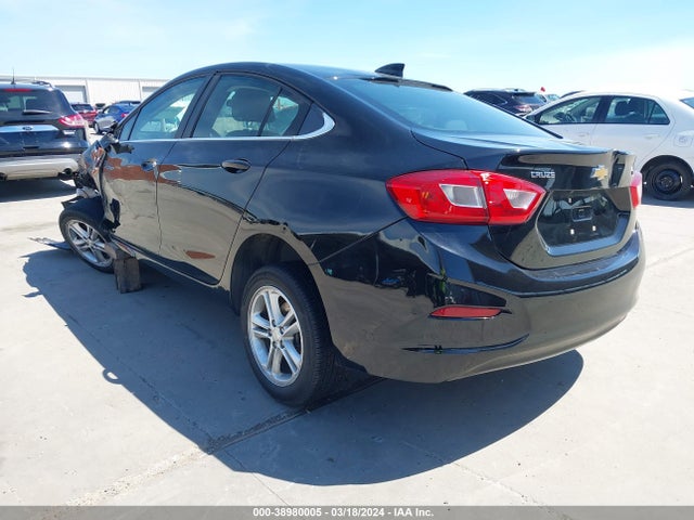 Chevrolet Cruze Lt Auto 2018 1G1BE5SM7J7221636 Image 3