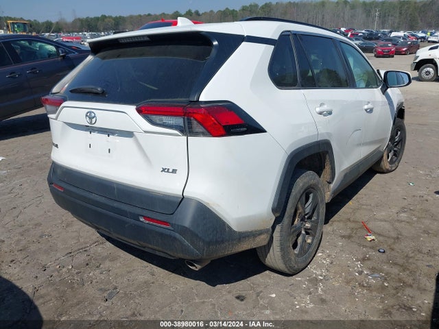 Toyota Rav4 Xle 2021 2T3W1RFV3MW113263 Image 4