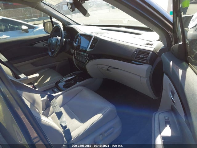 Honda Pilot Elite 2016 5FNYF6H09GB018162 Image 5