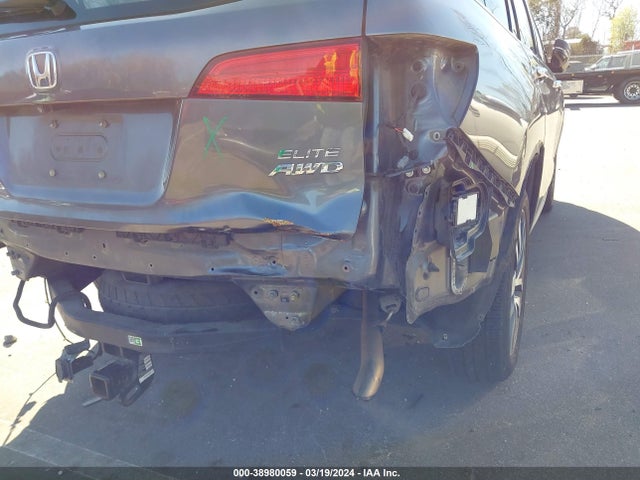 Honda Pilot Elite 2016 5FNYF6H09GB018162 Image 6