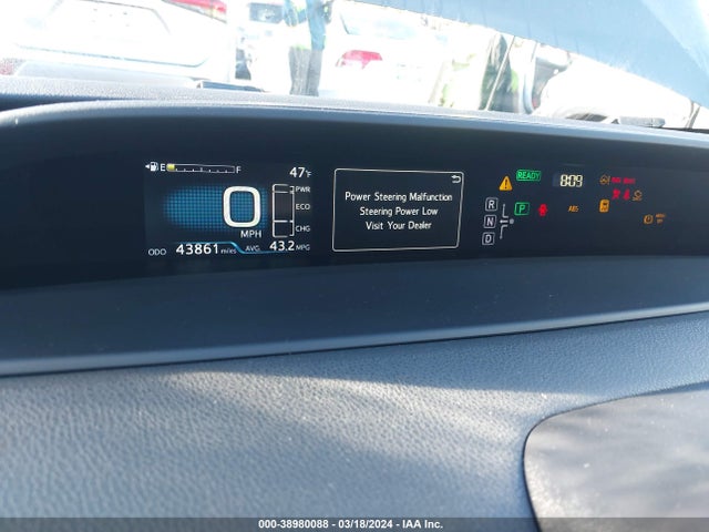 Toyota Prius Two 2016 JTDKBRFU1G3516474 Image 7