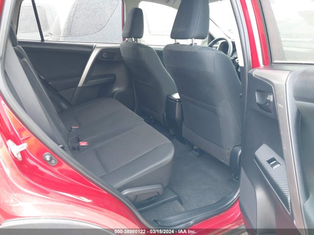 Toyota RAV4 LE 2015 JTMZFREV2FD057560 Image 8