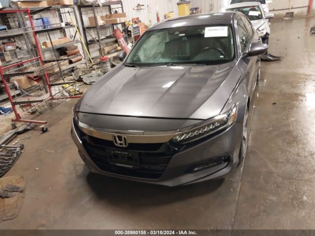 1HGCV2F98JA053882 Honda Accord Touring 2.0t