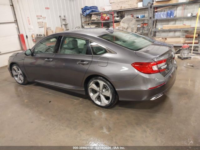 1HGCV2F98JA053882 Honda Accord Touring 2.0t