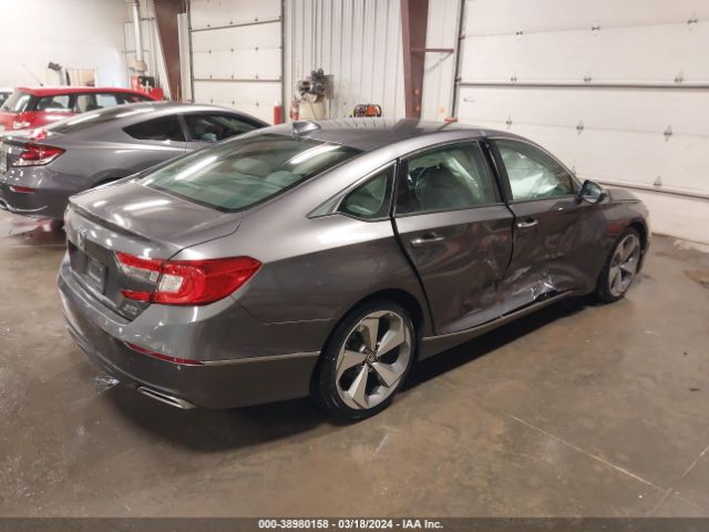 1HGCV2F98JA053882 Honda Accord Touring 2.0t
