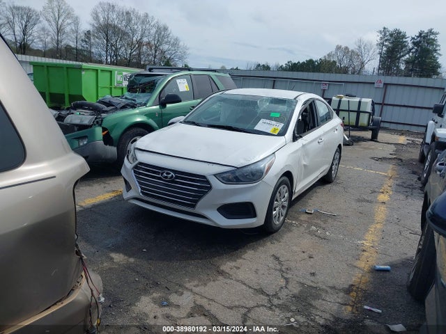 Hyundai ACCENT SE 2019 3KPC24A30KE057767 Image 2