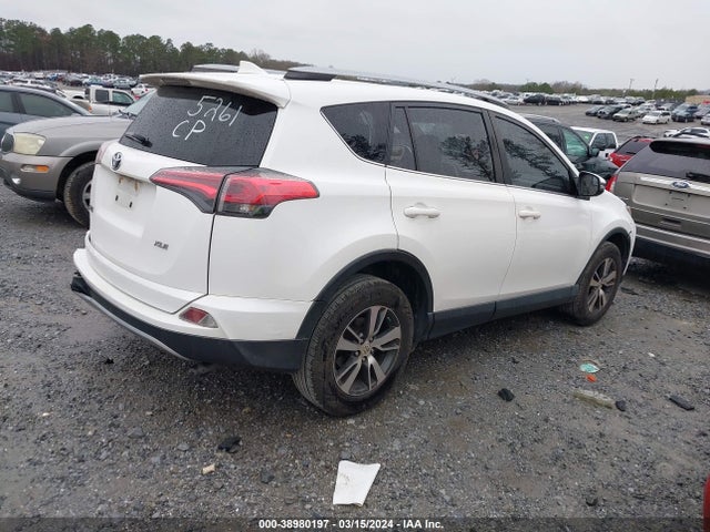 Toyota Rav4 Xle 2017 JTMWFREV2HJ705261 Image 4