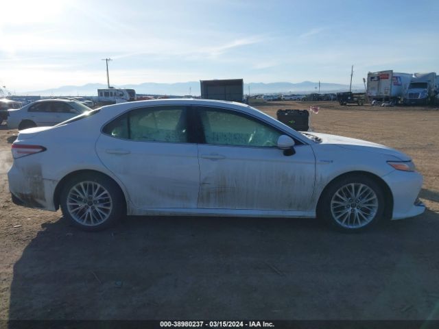 4T1B21HK4JU003147 Toyota Camry Hybrid Xle