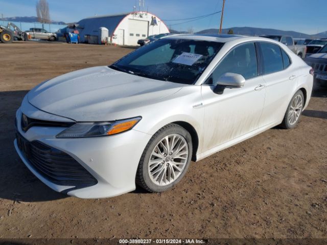4T1B21HK4JU003147 Toyota Camry Hybrid Xle