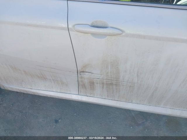 4T1B21HK4JU003147 Toyota Camry Hybrid Xle