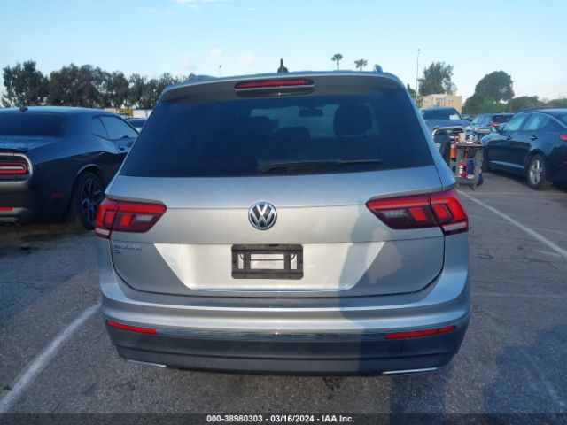 3VV3B7AX3LM132569 Volkswagen Tiguan 2.0t Se/2.0t Se R-line Black/2.0t Sel