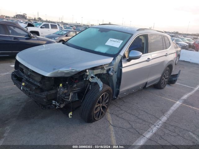 3VV3B7AX3LM132569 Volkswagen Tiguan 2.0t Se/2.0t Se R-line Black/2.0t Sel