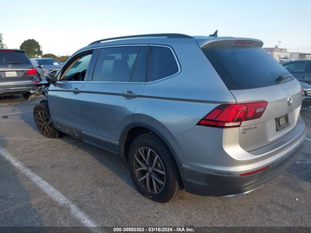 3VV3B7AX3LM132569 Volkswagen Tiguan 2.0t Se/2.0t Se R-line Black/2.0t Sel