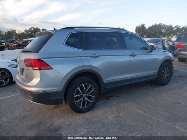 3VV3B7AX3LM132569 Volkswagen Tiguan 2.0t Se/2.0t Se R-line Black/2.0t Sel