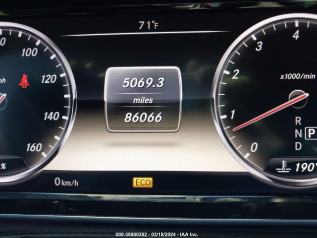 WDDUG8CB1EA037882 Mercedes-Benz S 550
