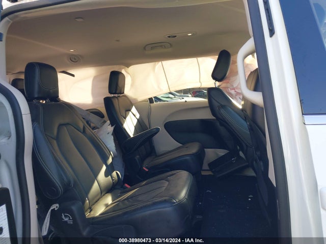 Chrysler Pacifica Touring L 2023 2C4RC1BG5PR590369 Image 8