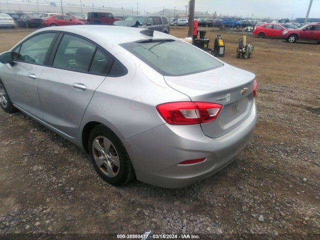 Chevrolet Cruze Ls Auto 2017 1G1BC5SM2H7153326 Image 3