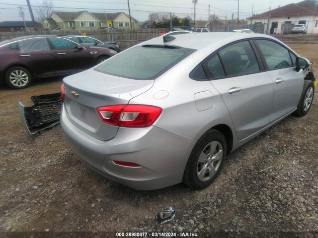 Chevrolet Cruze Ls Auto 2017 1G1BC5SM2H7153326 Image 4
