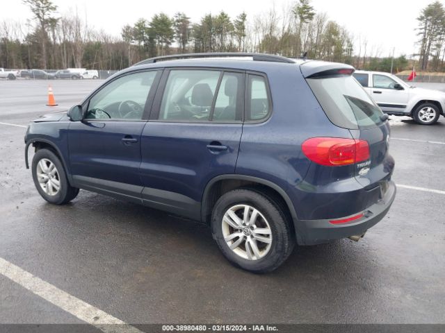 2016 VOLKSWAGEN TIGUAN WVGBV7AX1GW545741 Photo 2