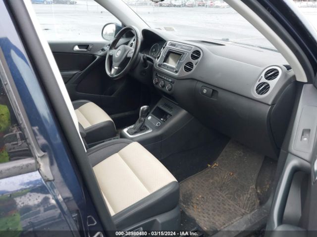 2016 VOLKSWAGEN TIGUAN WVGBV7AX1GW545741 Photo 4