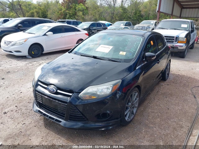 Ford Focus Titanium 2014 1FADP3N28EL180056 Image 2