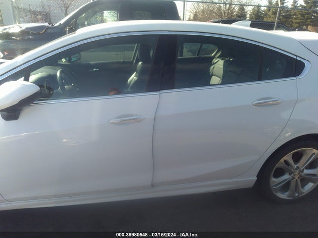 Chevrolet Cruze Premier Auto 2018 3G1BF6SM6JS629467 Image 14