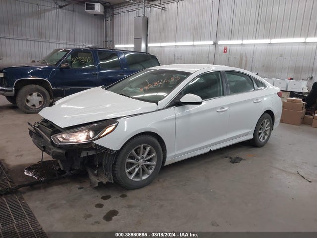 Hyundai SONATA SE 2019 5NPE24AFXKH801129 Image 2