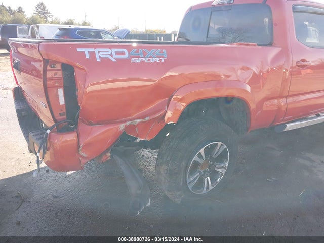 2017 Toyota Tacoma Trd Off Road/trd Sport მანქანა იყიდება აუქციონზე, vin: 5TFDZ5BN6HX019460, აუქციონის ნომერი: 38980726