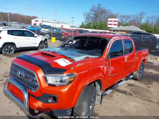 2017 Toyota Tacoma Trd Off Road/trd Sport მანქანა იყიდება აუქციონზე, vin: 5TFDZ5BN6HX019460, აუქციონის ნომერი: 38980726