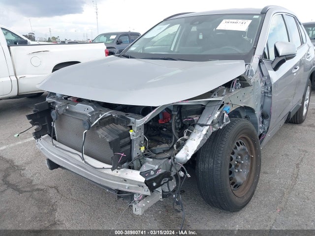 Toyota RAV4 LE 2021 JTMK1RFV9MD069698 Image 6
