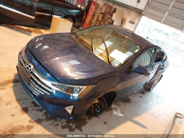 Hyundai ELANTRA SEL 2020 5NPD84LF1LH574695 Image 2