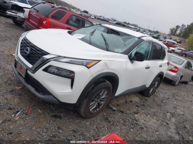 5N1BT3AA4PC880388 Nissan Rogue S Fwd